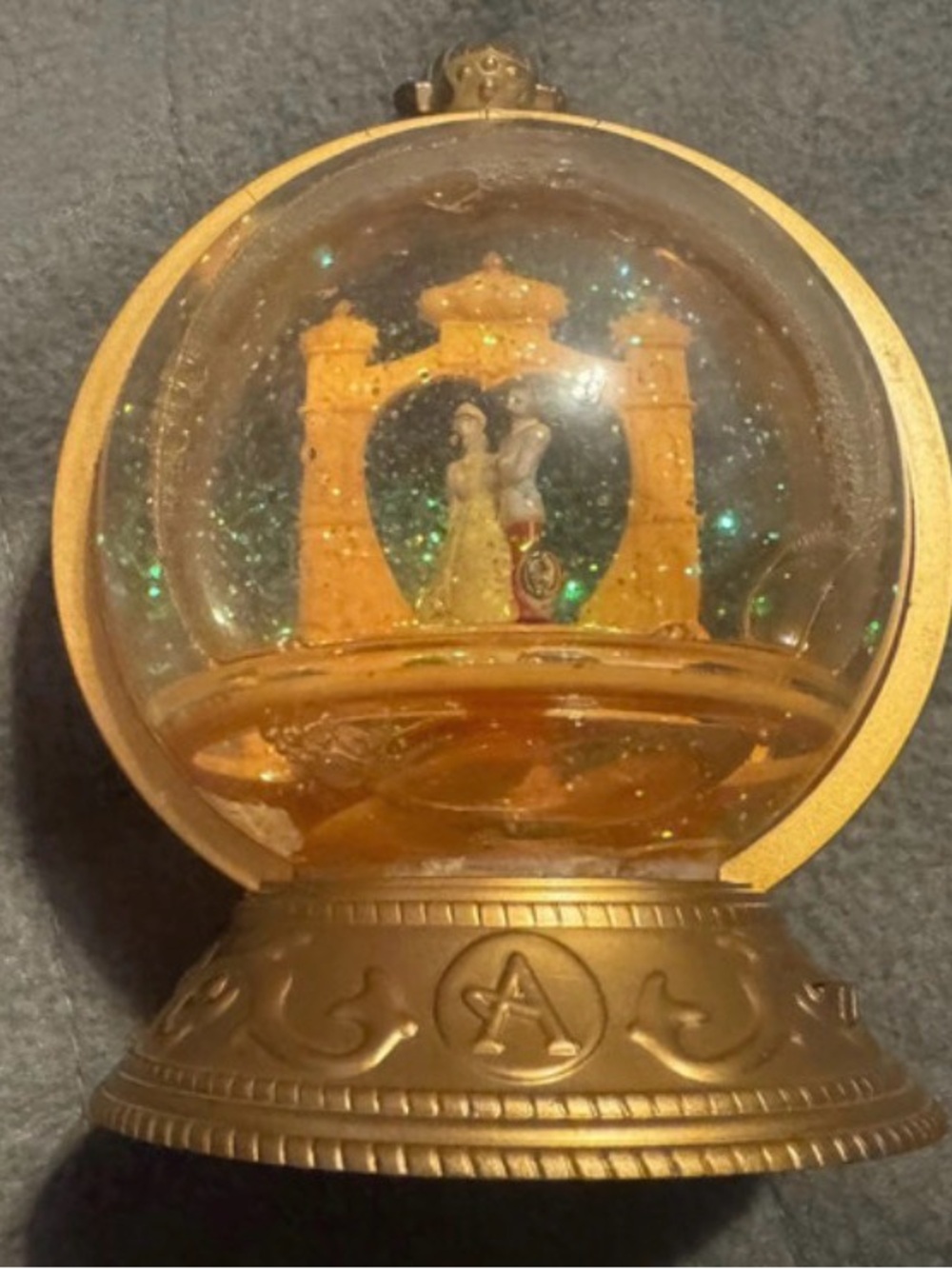 Disney Gold Toned Wedding Couple Snow Globe